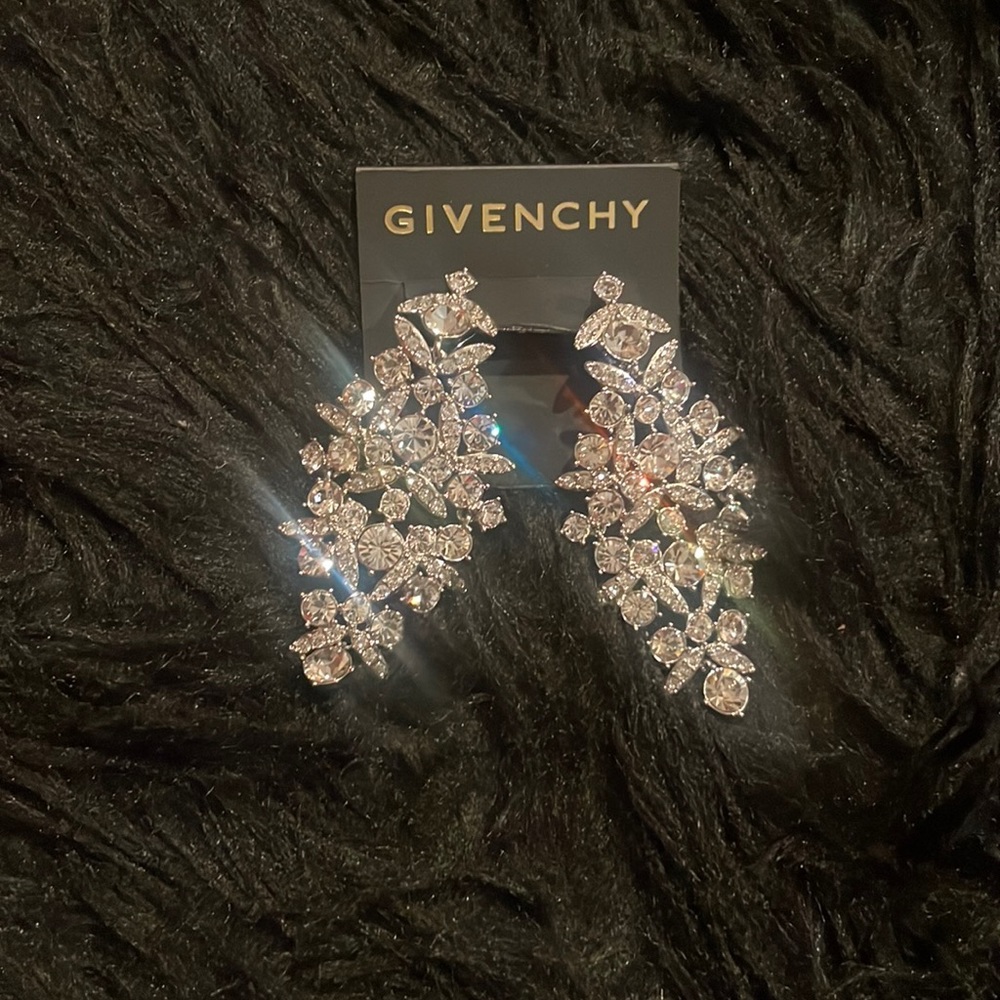 Givency Chandelier